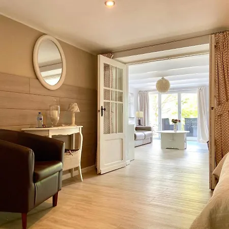 Apartment Le Jardin De Louise *